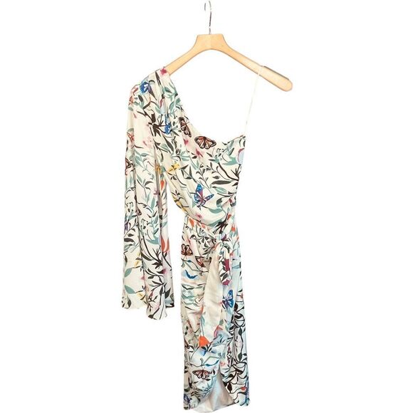 Elliatt Multi One Shoulder Bungalow Dress - Picture 3 of 15